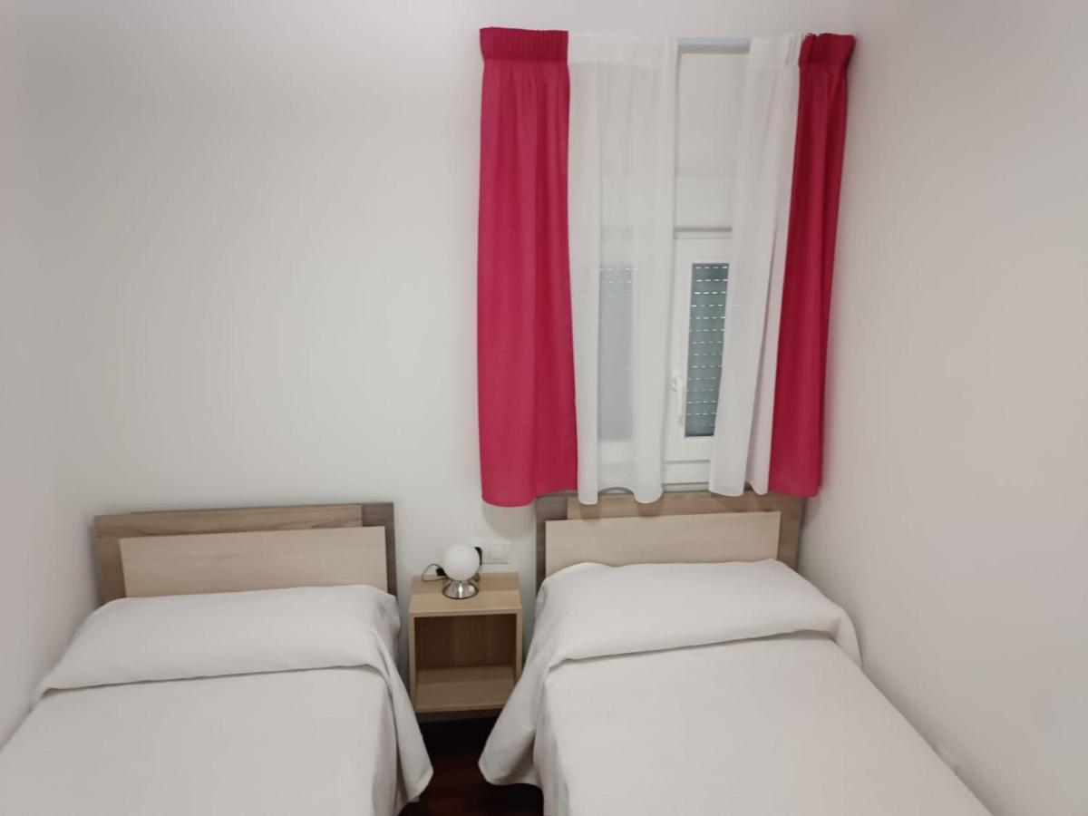 Lyrioshomes Apartamento Filpo Rojas , Sevilla Eksteriør billede