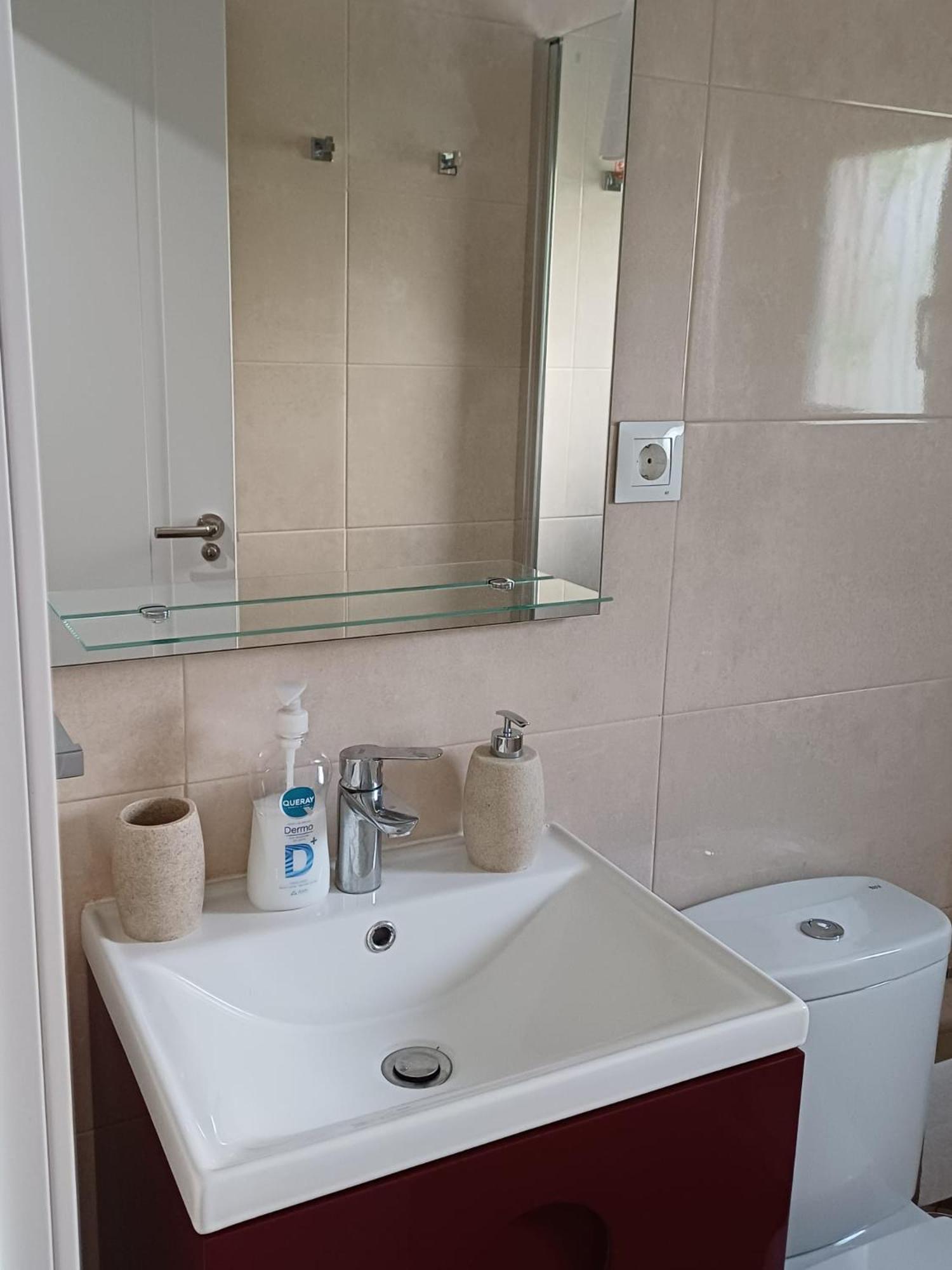 Lyrioshomes Apartamento Filpo Rojas , Sevilla Eksteriør billede